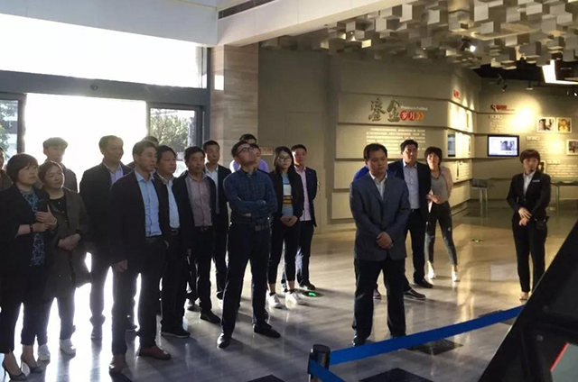 各单位“思廉日”来李昌钰刑侦科学博物馆参观学习(图1) 各单位“思廉日”来李昌钰刑侦科学博物馆参观学习(图1)