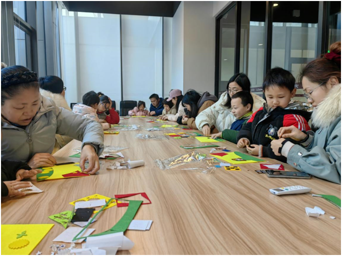 活动回顾|学雷锋手工贴画DIY活动(图3) image.png